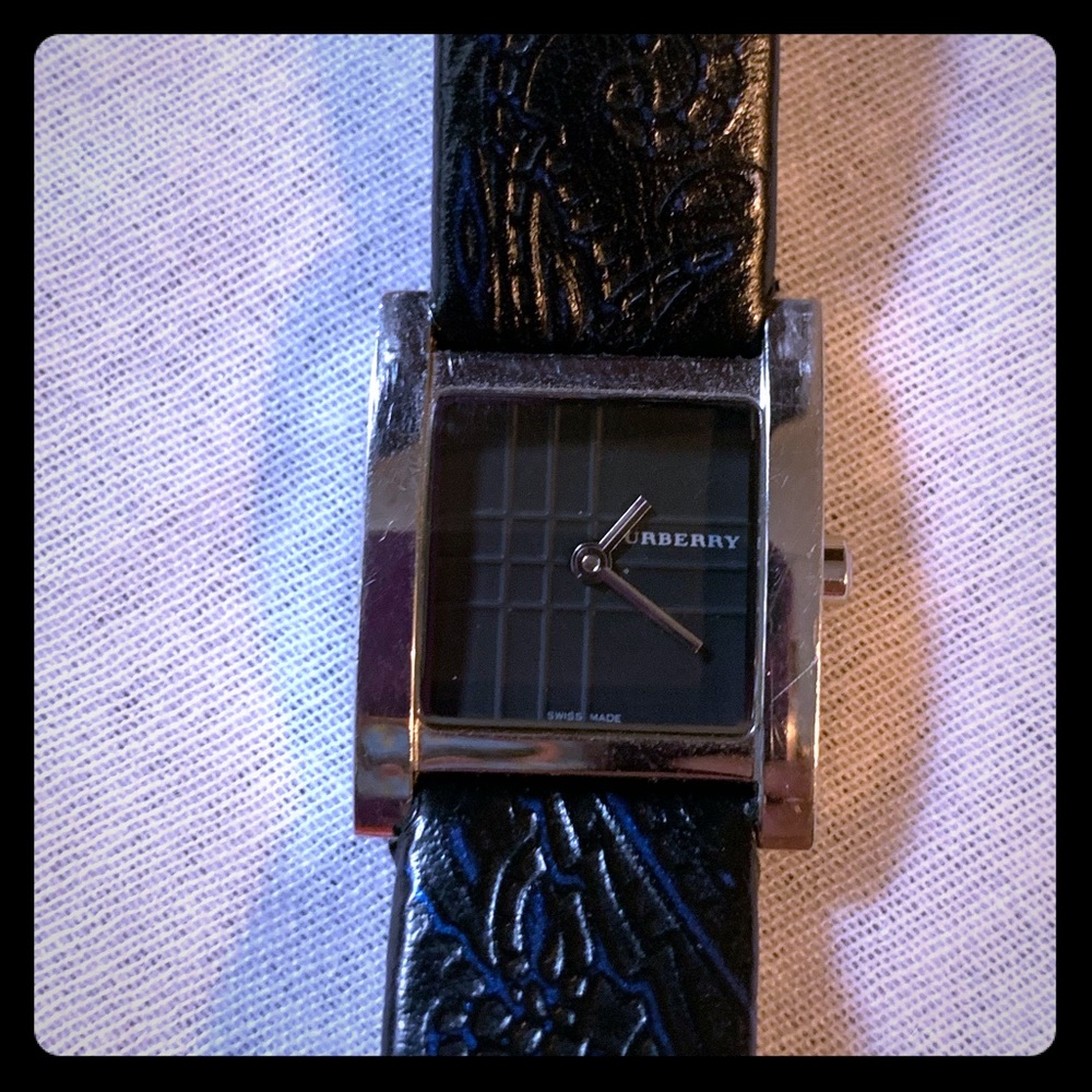 Watch: Burberry black/silver face black strap